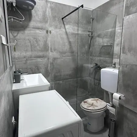 Lora Apartment