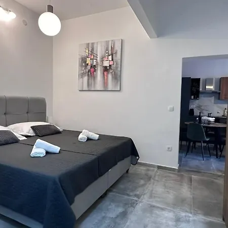 Lora Apartment *